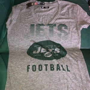 NYjets nfl team apparel , v-neck shirt, size M NWT